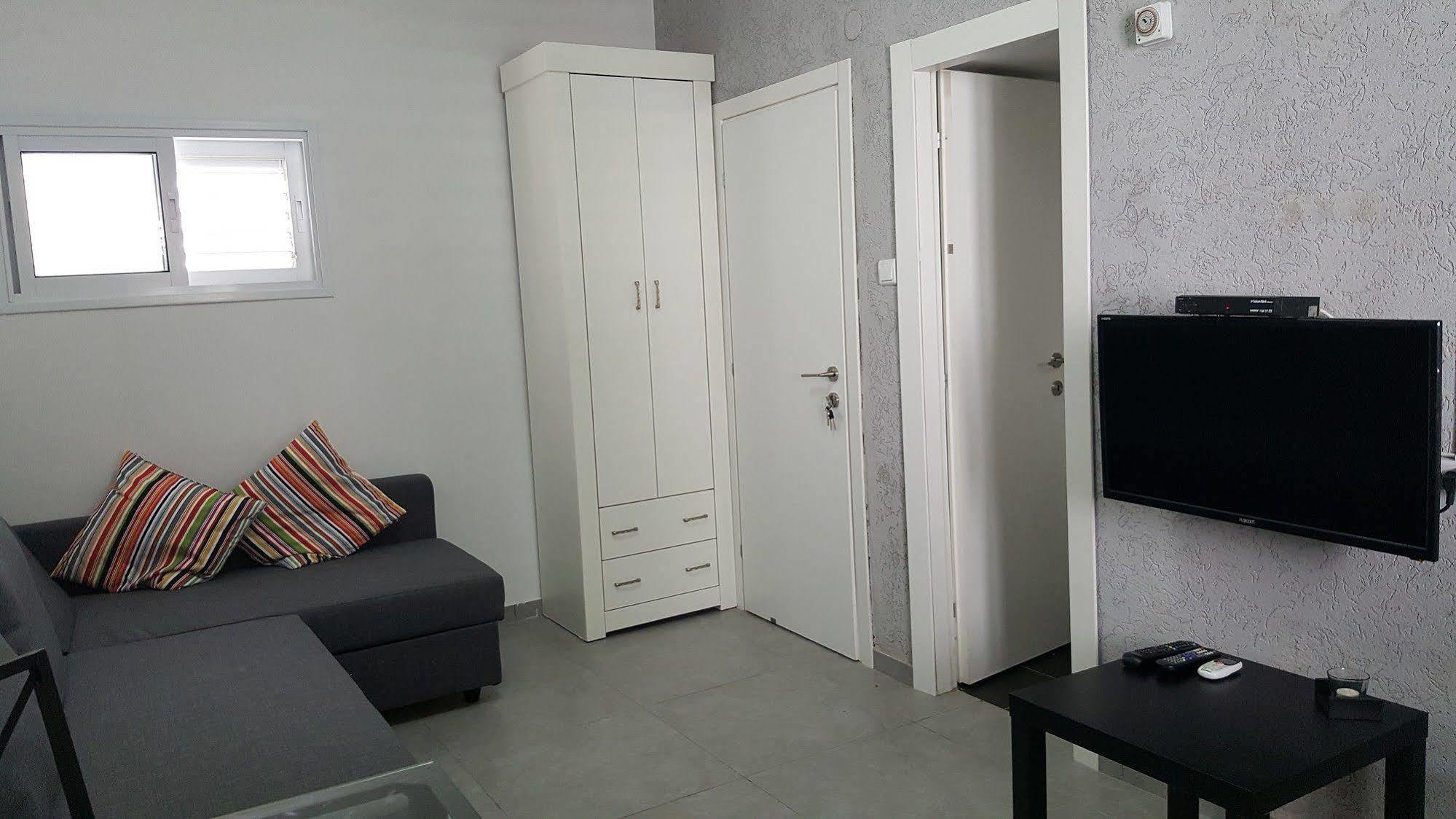 Studio Masaryk Apartment Bat Yam Extérieur photo